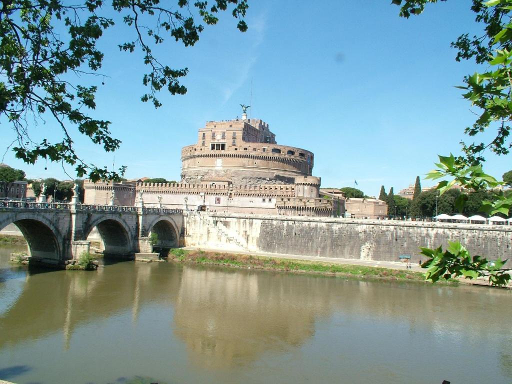 Castel Sant'Angelo Inn Rome Exterior photo
